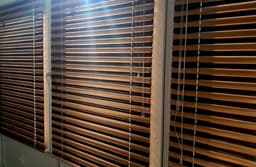 Jaluzele Aluminiu Bicolor